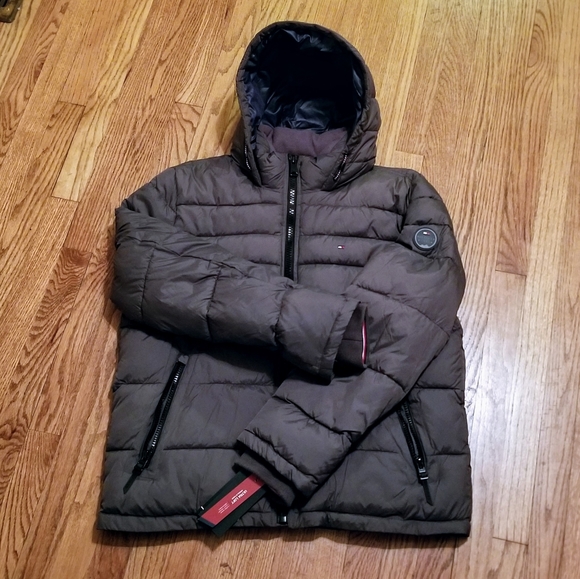 NWT Tommy Hilfiger Brown Puffer Coat AWESOME